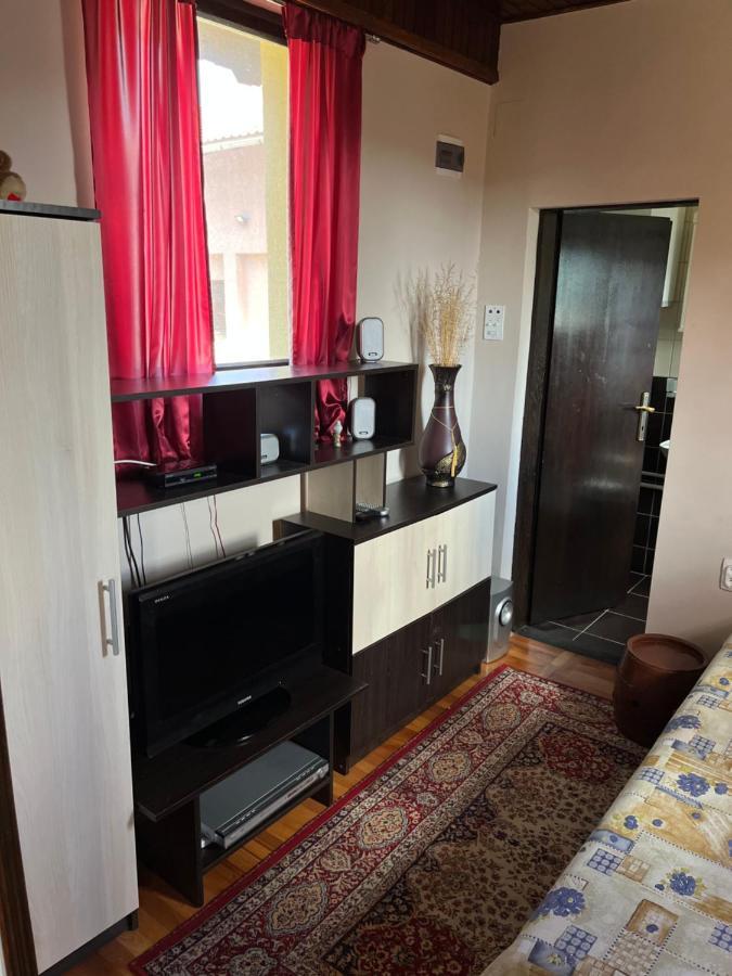 Apartman Jezero Vrutci Užice 外观 照片